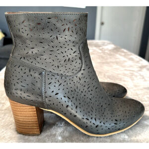 Anthropologie Silent D Gray Leather Perforated Ankle Boots Womens Size 10 EU 41
